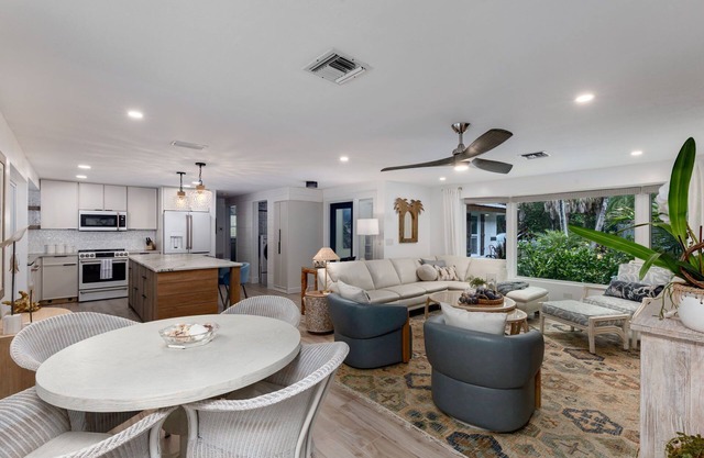Sanibel Getaway: Spacious House with Pool, Bikes & Island Charm