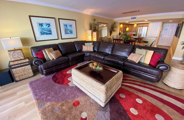 Sanibel Harbour Resort732: Experience dolphin tours by day and sunset views from your private lanai.