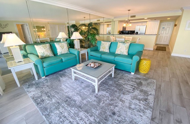 Sanibel Harbour Resort Bay View Tower 1032: Home away from Home but on the beach!