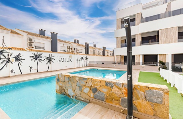 Sanuk south facing balcony in Santiago de la Ribera
