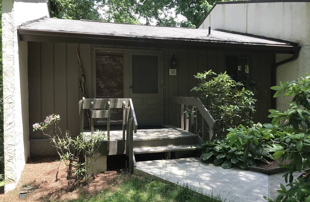 Sapphire Valley Resort- Fairfield Lake view