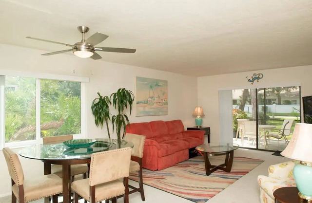 Sarasota's Endless Summer~ Secret Hideawaynn