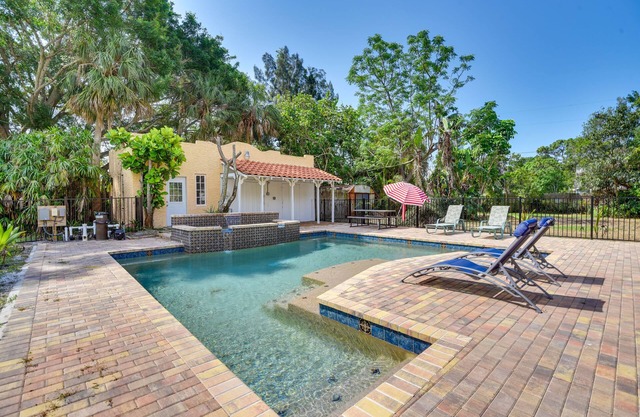Sarasota Vacation Rental w/Private Pool & Lanai!