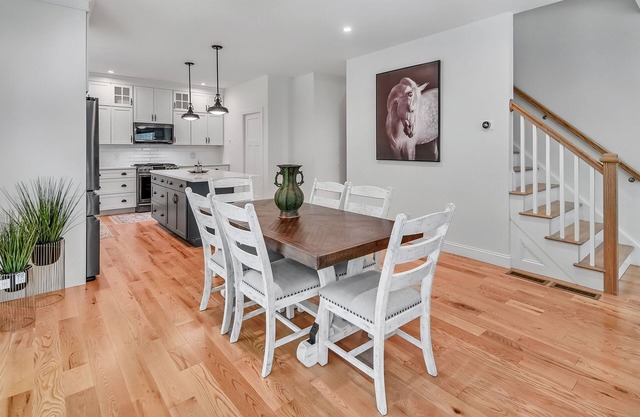Saratoga Family Haven | Fire Pit + BBQ Grill + 5-Bedroom Home