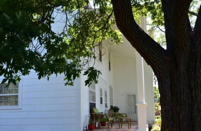 Sassafras Inn