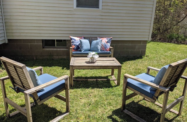 Sassafras Surf beach bungalow, steps to the beach!