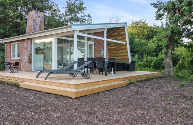 "Sasser" - 10m from the sea by Interhome