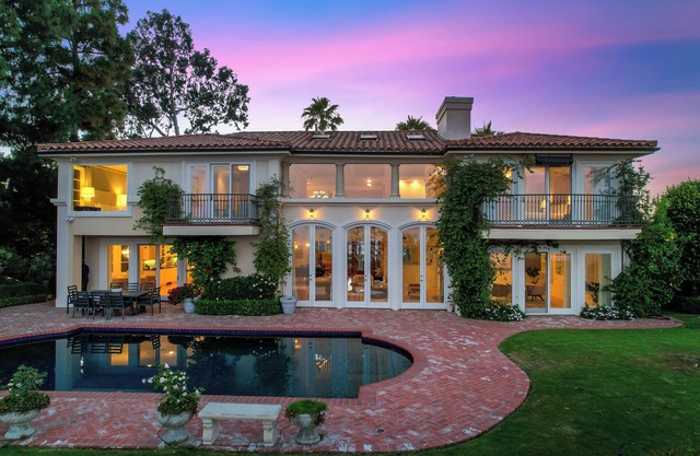 Savona Sanctuary Estate - Italian Villa Stunning Views of Bel Air