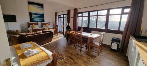Scafell Cottage on The Big "W" Ranch