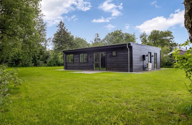 "Scalli" - 1.5km to the fjord by Interhome