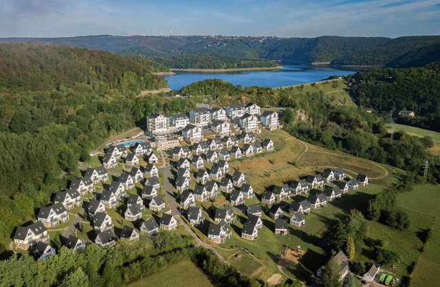 Scenic Eifel Lakeside Haven