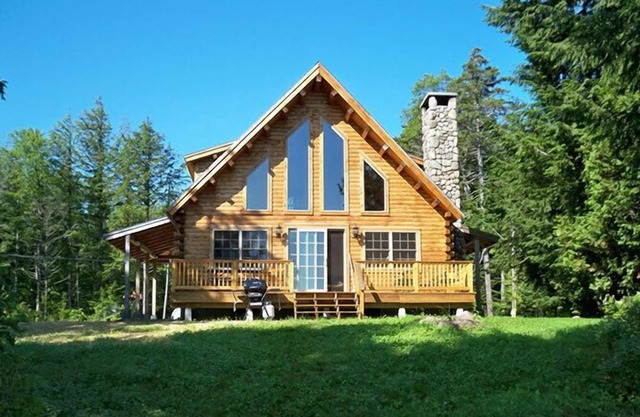 Schoodic Escape– NEW FOR 2023 -Whole house generator and FAST Starlink internet!