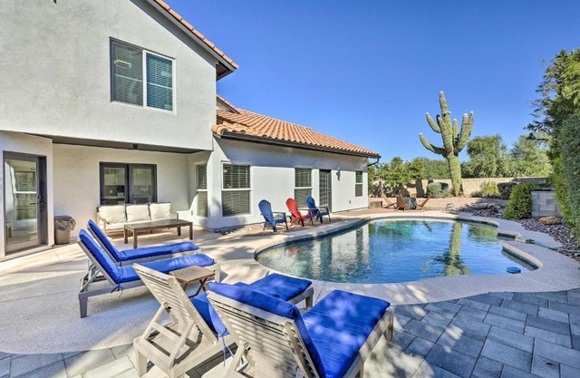 Scottsdale Oasis with Pool and Putting Green!
