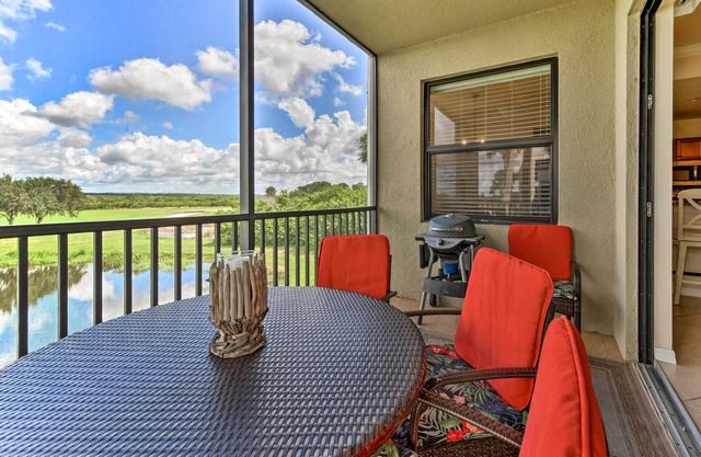 Screened Patio & Resort Perks: Bradenton Condo!