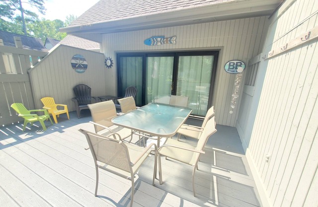 Sea Colony West - 2BR, 2BA - 1 Block to Tennis Center, 1/2 Mile to Beach
