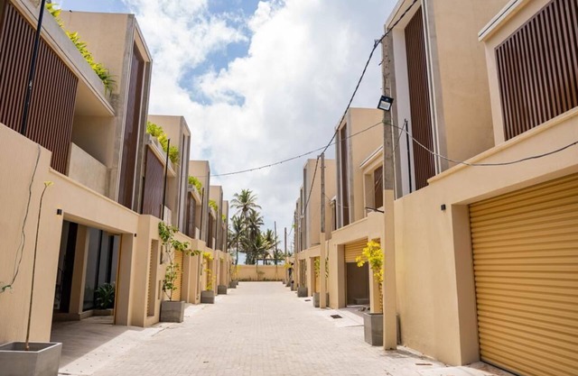 SEA ESTAnBEACH FRONT BRAND NEW VILLAS WITH SEA VIEW