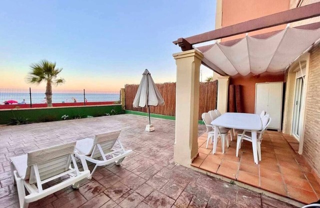 Sea front - Residencial Alcaraván, 3 bedrooms with sea views