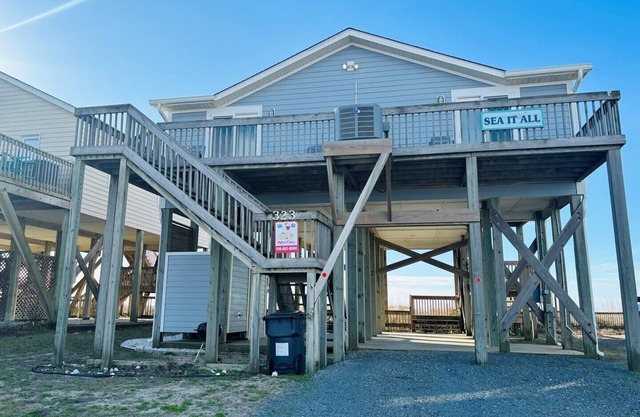 Sea It All - Beautiful Oceanfront Beach Cottage! Panoramic Views!