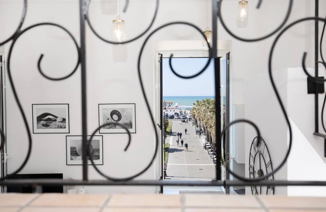 SEA VIEW apartment in the center of Ostia