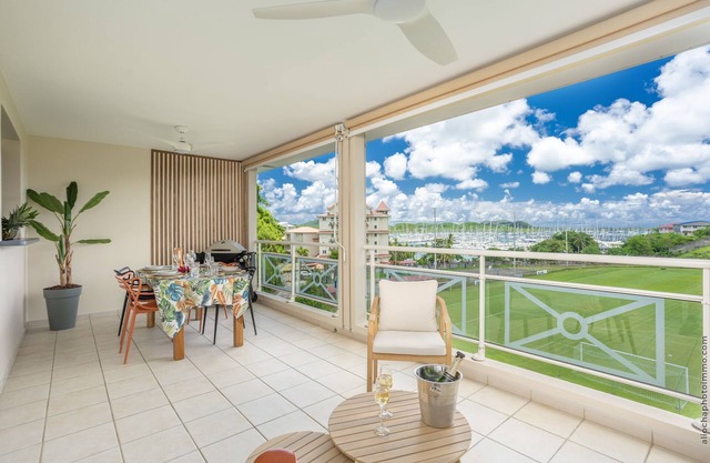 Sea view apartment
