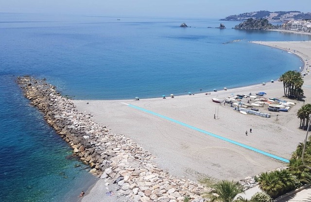 Sea Views First line