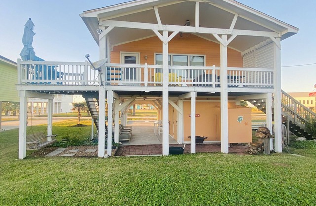 Seaglass Cottage - A wonderful place to spend time with your family and friends!