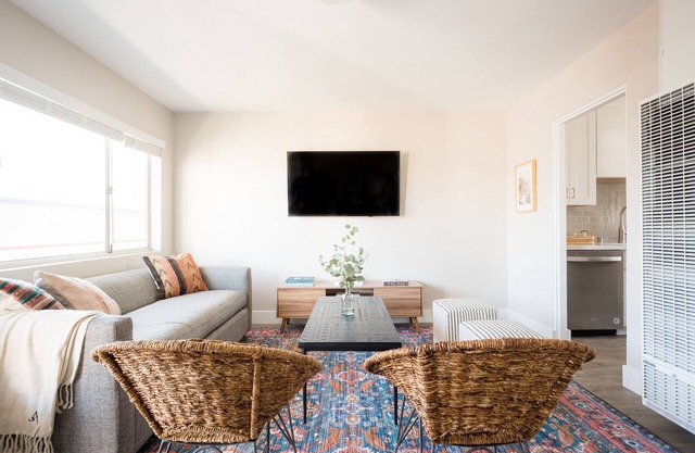 Seashore III by AvantStay | In the Heart of La Jolla! 5mins from the Beach!