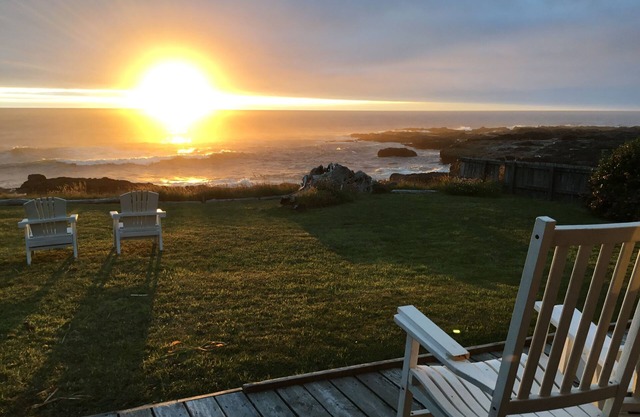Seaside Cottage - Oceanfront