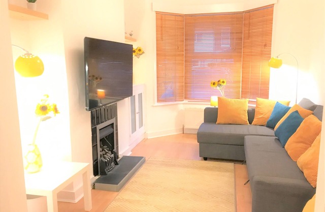 Seaside House with Parking in Central Worthing