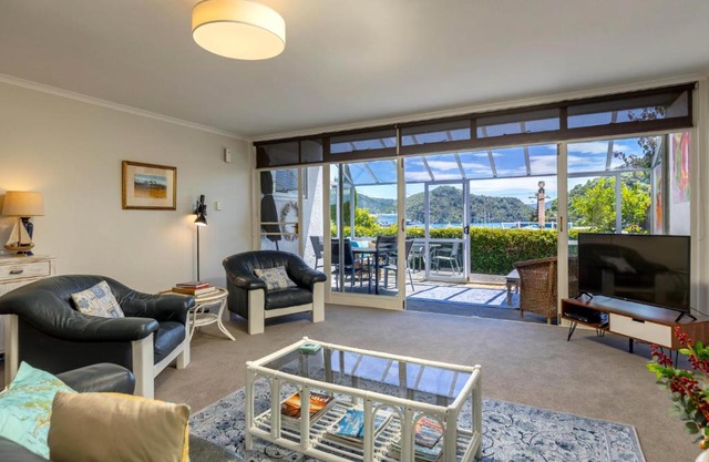 Seaview Apartment