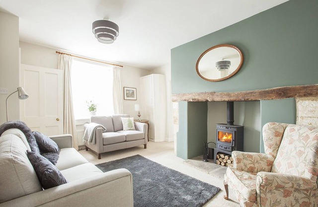 Secluded Cotswolds cottage in the heart of Fairford