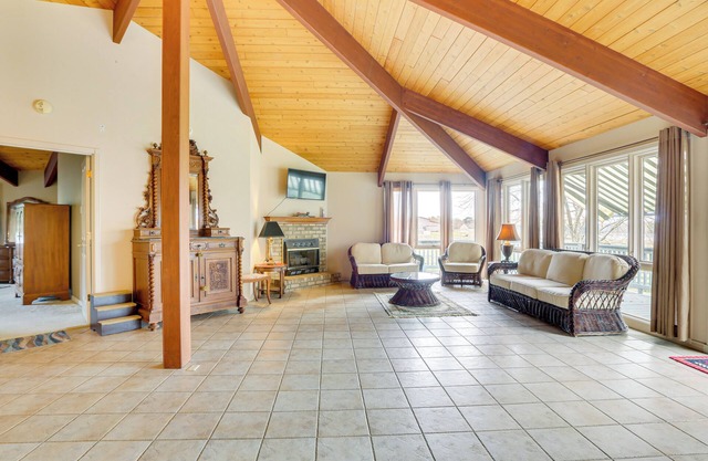 Secluded Countryside Home w/Deck in Siler City