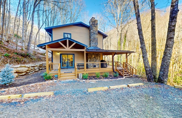 Secluded, dog-friendly cabin with fireplace, deck & firepit - near skiing & golf