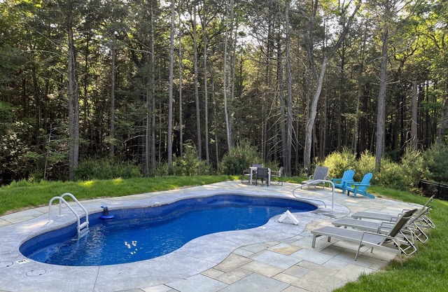 Secluded family retreat within minutes of Woodstock village