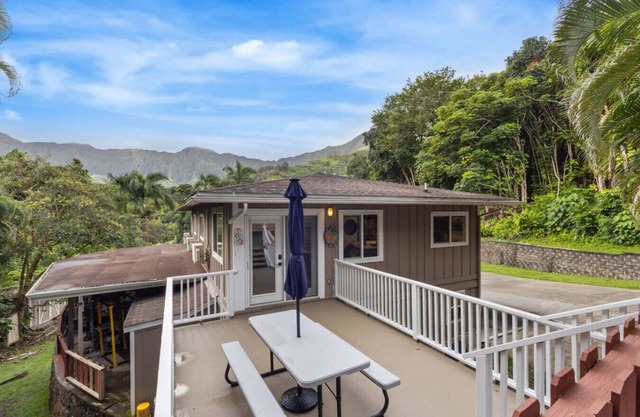 Secluded Forest Retreat | Full Kitchen, AC, W/D