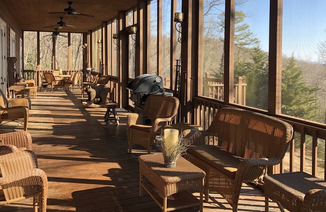 Secluded Mountain Retreat at Caesars Point