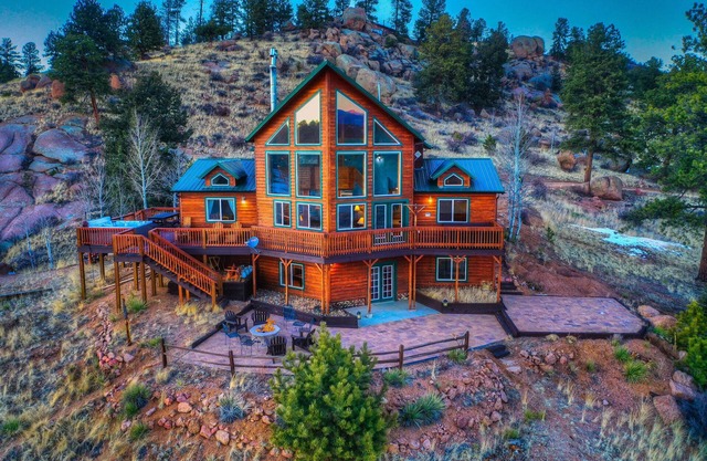 💥Secluded Private Home w/MountainViews🌄 HotTub, PoolTable, GamesGalore &DISH!