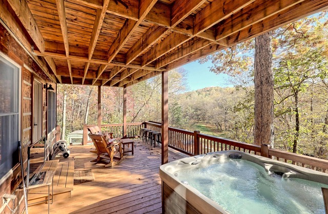 Secluded waterfront cabin, trout fishing, hot tub, pet friendly, game room