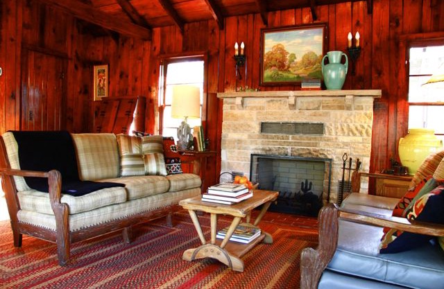 Secluded Western Ranch House on 4 Acres less than a mile From Bandera
