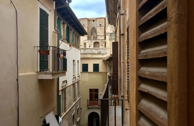 Second floor of the historic building in the old town of Palma for 2 -3 people