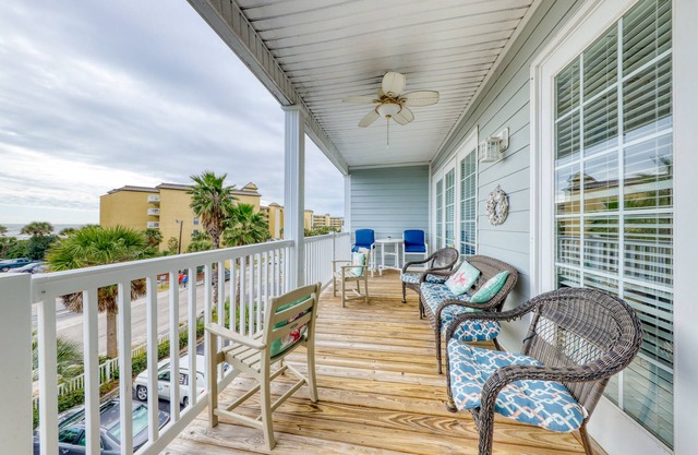 Second-level beachfront villa w/shared pool, ocean views, & balcony