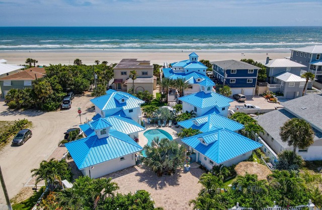 Seconds from the ocean, one bedroom villa #4