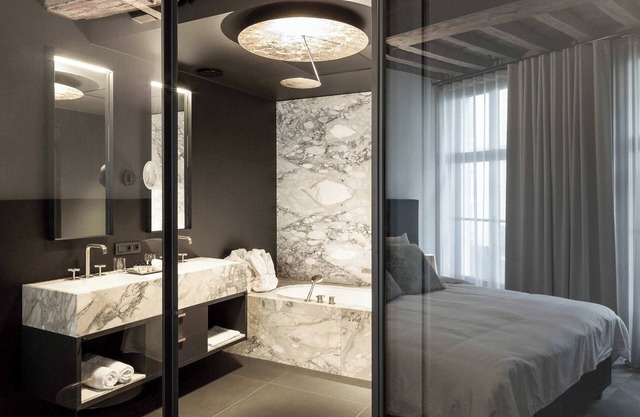 Secret & private suite with timeless elegance