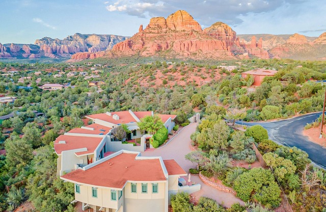 Sedona Redrock Xanadu - Amazing Panoramic Views