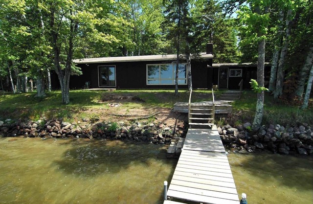 Seidls 3 bedroom, 2 bath ranch style home on Mumm’s Bay