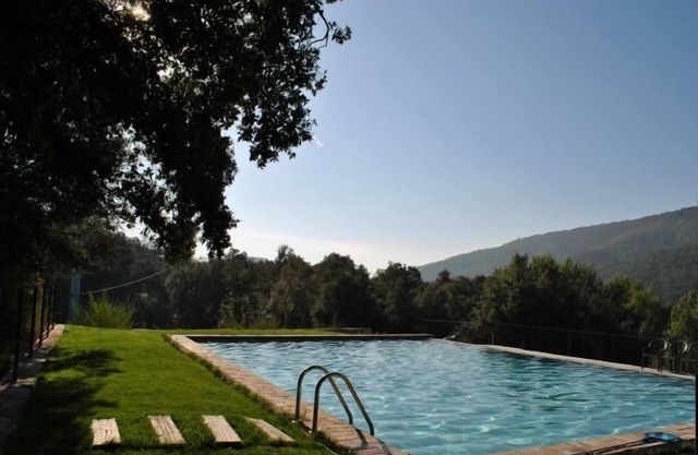 Self catering Can Met for 10 people