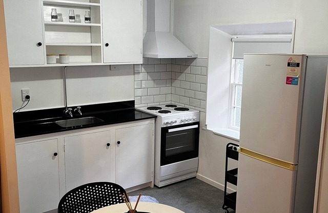 Self-contained city studio in central Dunedin