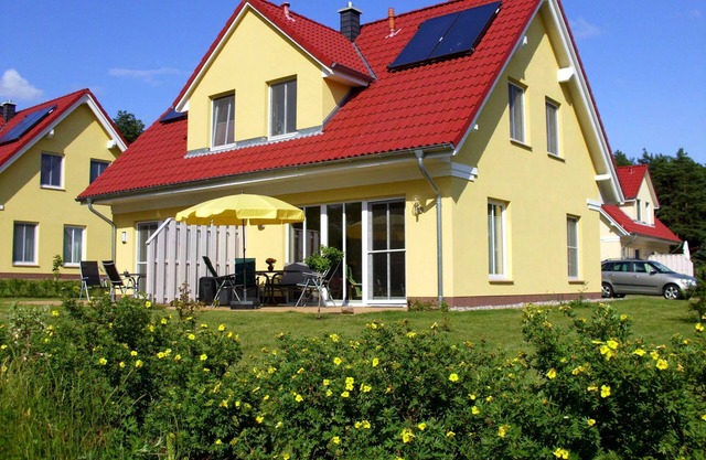 Semi-detached holiday home by the lakes and the sea 03/- + AnSuM 03
