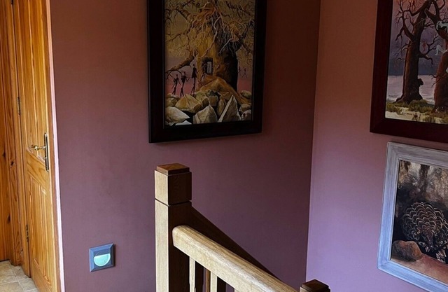 Semi Detatched Cottage Sleeps up to 6 guests in 4 bedrooms.