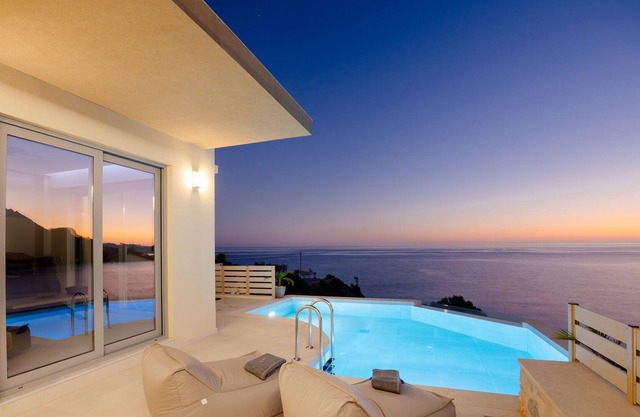 Sene Villa - Sea Front Luxury Villa